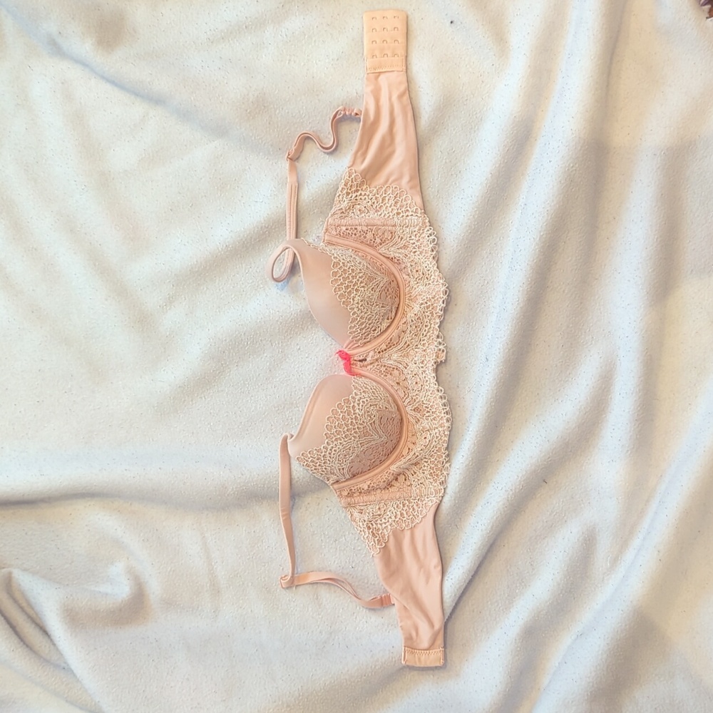 Victoria secret pale pink demi-bra 34B